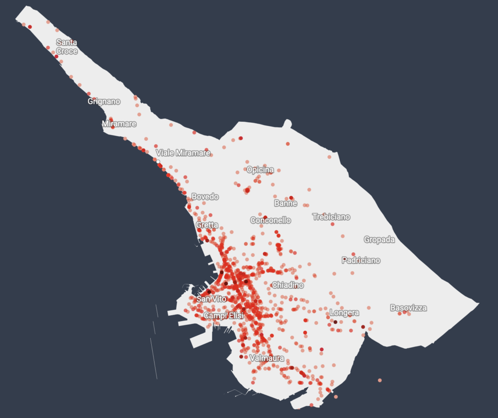 Mappa di Trieste con punti rossi, forte hotspot nel porto e nel centro urbano.